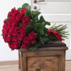 MF1027 - Букет из 45 красных роз картинка №4 - moscowflorist.ru MF1027 - Букет из 45 красных роз фото №4 - moscowflorist.ru