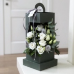 MF5731 - Фирменный фонарик с эустомой картинка №3 - moscowflorist.ru MF5731 - Фирменный фонарик с эустомой фото №3 - moscowflorist.ru