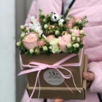 MF5321 - Коробочка крафт с нежными цветами. Серия Настроение фото №4 - moscowflorist.ru