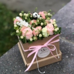 MF5321 - Коробочка крафт с нежными цветами. Серия Настроение фото №5 - moscowflorist.ru