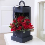 MF5736 - Синий цветочный фонарик с красными цветами картинка №2 - moscowflorist.ru MF5736 - Синий цветочный фонарик с красными цветами фото №2 - moscowflorist.ru