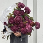 MF1067 - Букет из хризантем бигуди и зелени фото №2 - moscowflorist.ru
