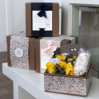 MF5037 - Вкусная посылка с желтыми розами и белым безе картинка №11 - moscowflorist.ru MF5037 - Вкусная посылка с желтыми розами и белым безе фото №11 - moscowflorist.ru