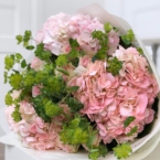 MF1130 - Букет с розовыми розами и гортензиями картинка №3 - moscowflorist.ru MF1130 - Букет с розовыми розами и гортензиями фото №3 - moscowflorist.ru