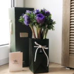 MF5122 - Синие анемоны 9 шт. в IQ коробке размер S фото №2 - moscowflorist.ru