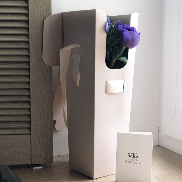 MF5122 - Синие анемоны 9 шт. в IQ коробке размер S фото - moscowflorist.ru