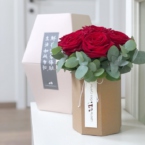 MF8109 - Оригинальная коробка PandaBowl с красными розами картинка №3 - moscowflorist.ru MF8109 - Оригинальная коробка PandaBowl с красными розами фото №3 - moscowflorist.ru