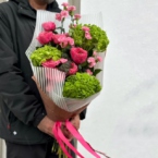 MF1164 - Яркий фактурный букет с пионовидными розами фото №2 - moscowflorist.ru