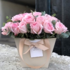 MF7727 - Фирменная сумка с роскошными пионовидными розами картинка №3 - moscowflorist.ru MF7727 - Фирменная сумка с роскошными пионовидными розами фото №3 - moscowflorist.ru