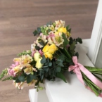 MF1174 - Раскидистый букет с желтыми розами картинка №3 - moscowflorist.ru MF1174 - Раскидистый букет с желтыми розами фото №3 - moscowflorist.ru