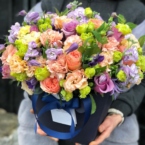 MF7729 - Пышная фирменная сумка с элегантным миксом картинка №1 - moscowflorist.ru MF7729 - Пышная фирменная сумка с элегантным миксом фото №1 - moscowflorist.ru