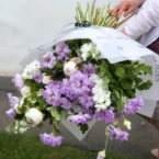 MF1182 - Бело-сиреневый букет с пионами картинка №5 - moscowflorist.ru MF1182 - Бело-сиреневый букет с пионами фото №5 - moscowflorist.ru