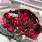 MF1189 - Яркий красный раскидистый букет с розами и ягодами картинка №6 - moscowflorist.ru MF1189 - Яркий красный раскидистый букет с розами и ягодами фото №6 - moscowflorist.ru