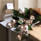 MF1306 - Интерьерный букет их веток хлопка и зелени фото №2 - moscowflorist.ru