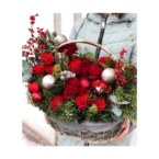 MF4038 - Новогодняя корзина с шарами в красном цвете фото №3 - moscowflorist.ru