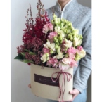 MF0926 - Овальная коробка Бордо и розовый картинка №2 - moscowflorist.ru MF0926 - Овальная коробка Бордо и розовый фото №2 - moscowflorist.ru