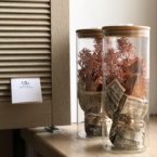 MF5863 - Огонёк - Стеклянный новогодний цветочный тубус с подсветкой фото №5 - moscowflorist.ru