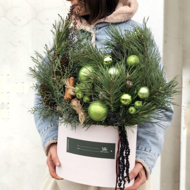 MF0934 - Фирменная овальная коробка 