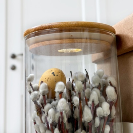 MF5871 - Стеклянная ваза Огонек с вербой с подсветкой - фото moscowflorist.ru