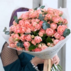 MF1338 - Букет из кустовой пионовидной розы цвета Фламинго картинка №2 - moscowflorist.ru MF1338 - Букет из кустовой пионовидной розы цвета Фламинго фото №2 - moscowflorist.ru