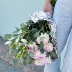 MF1411 - Букет с георгинами коллекции Morse картинка №4 - moscowflorist.ru MF1411 - Букет с георгинами коллекции Morse фото №4 - moscowflorist.ru