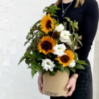MF0870 - Шляпная коробка с подсолнухами коллекции Morse фото №3 - moscowflorist.ru