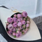 MF1510 - Фирменный кулек с кустовой винтажной розой  фото №3 - moscowflorist.ru